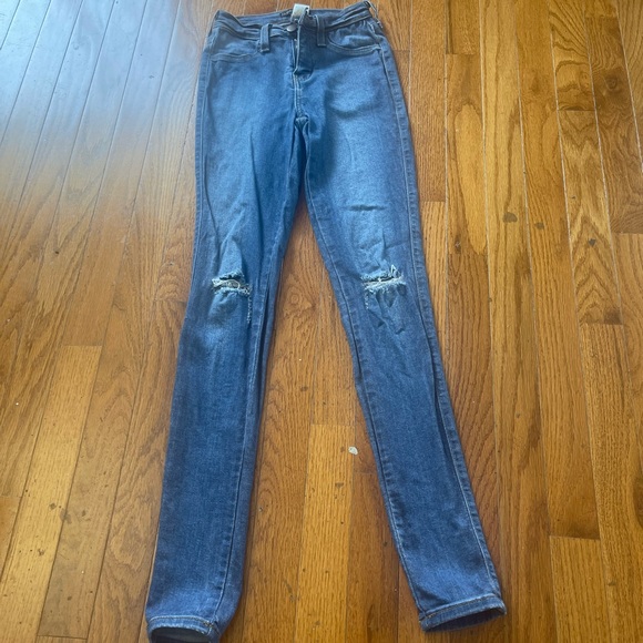 Women’s Fashion Nova Dark Wash Jean Leggings - Size 3 - Picture 4 of 12